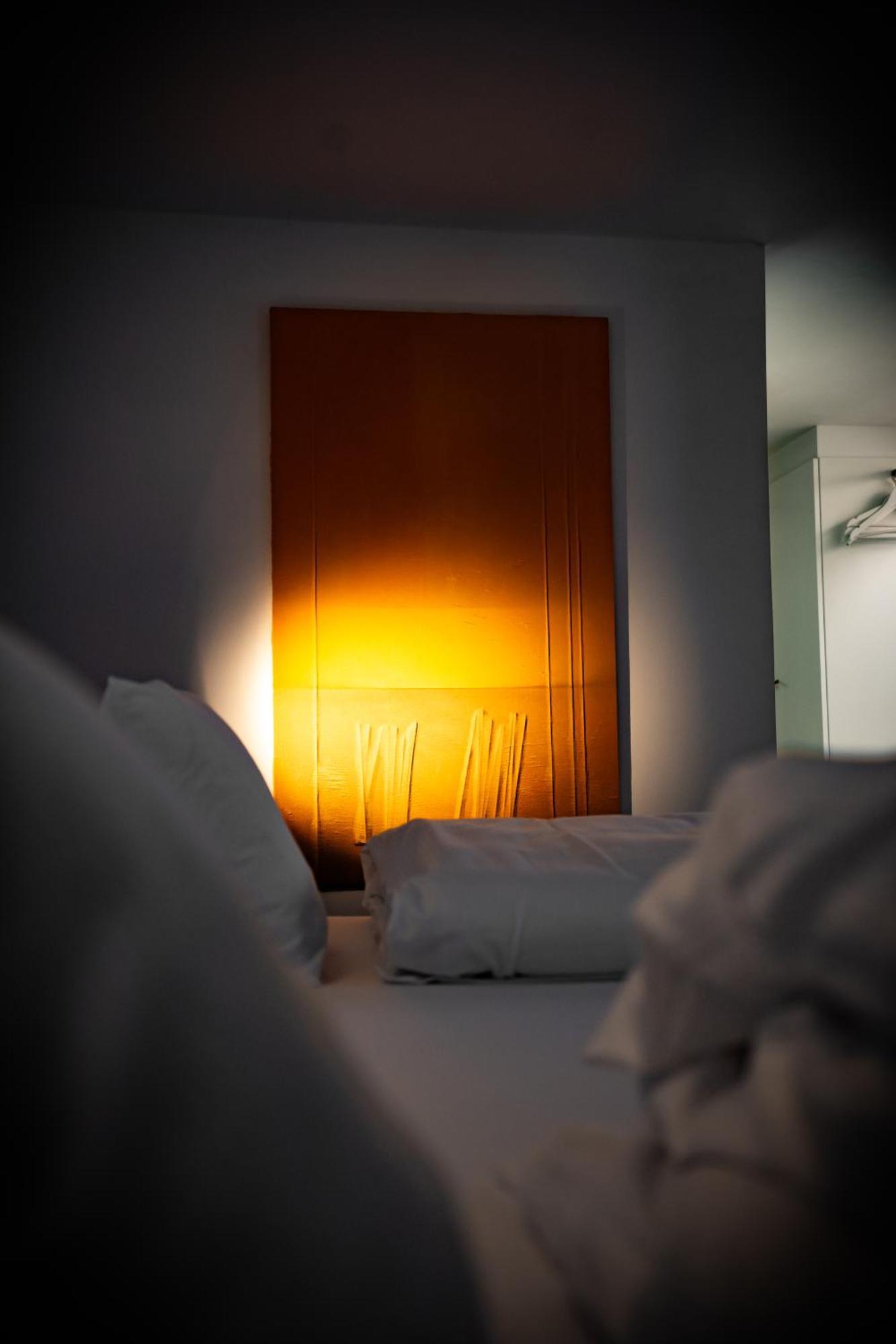 Design Hotel & Restaurant Loewen Ulm Bagian luar foto